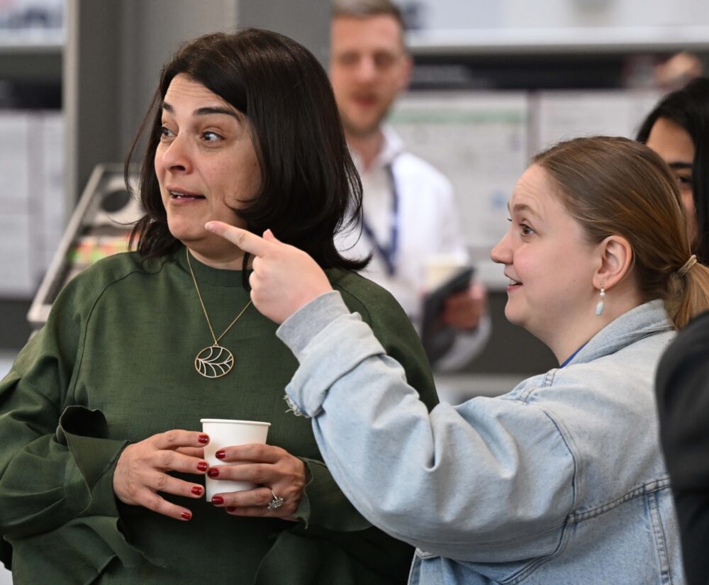 Prof Elham Kashefi and a Quantum Week delegate