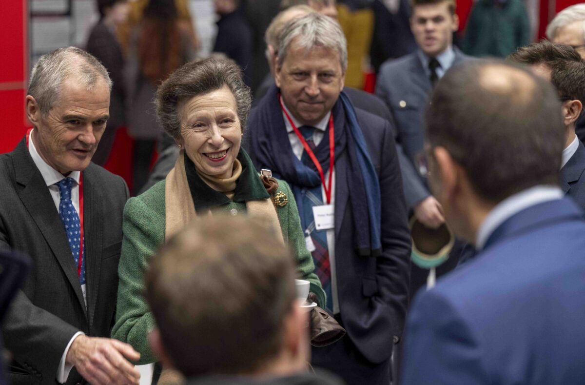 Chancellor Fast Blade 018