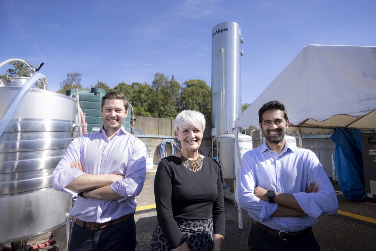 Mi Algae senior group shot