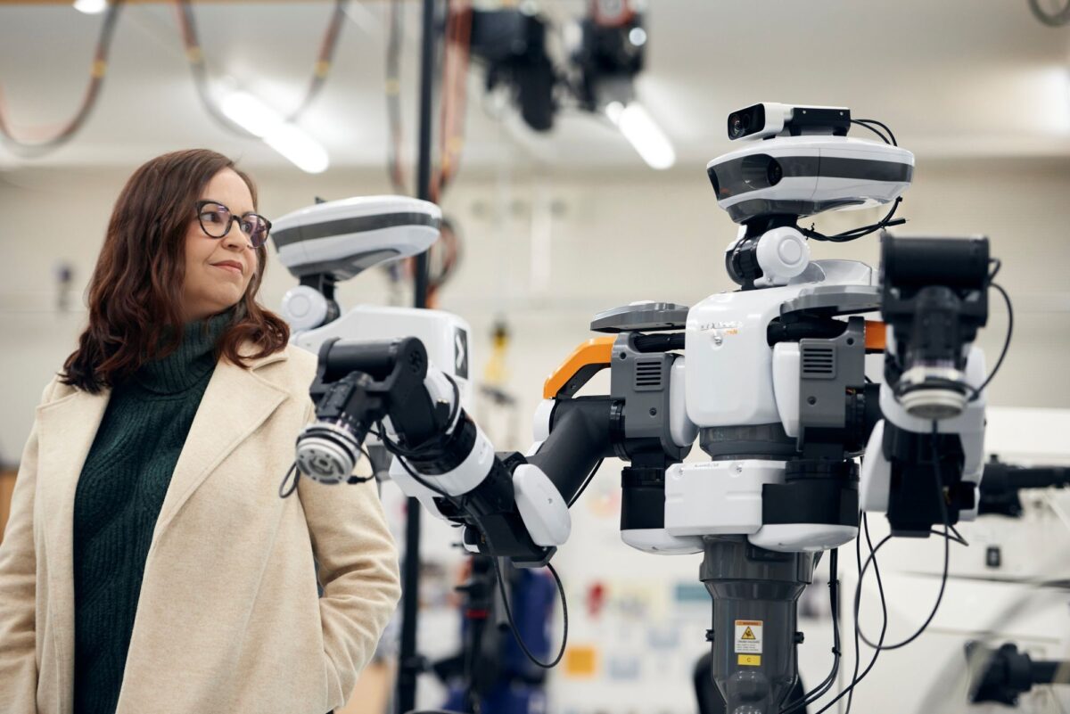 Professor Shannon Vallor 0010 Callum Bennetts MAVERICK PHOTO AGENCY WEB