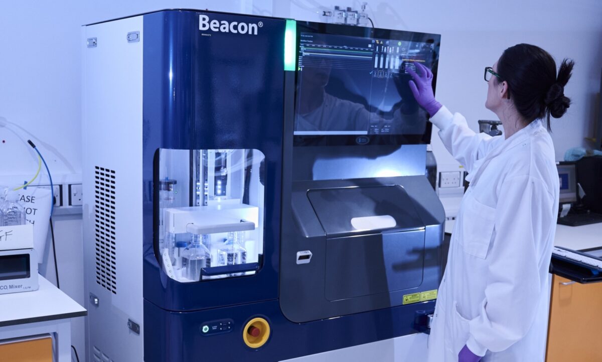 UOE KB Facilities 0044 crop Beacon at the Genome Foundry