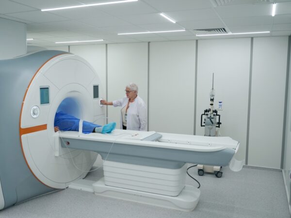 23 NEWS16 PET Scanner Web