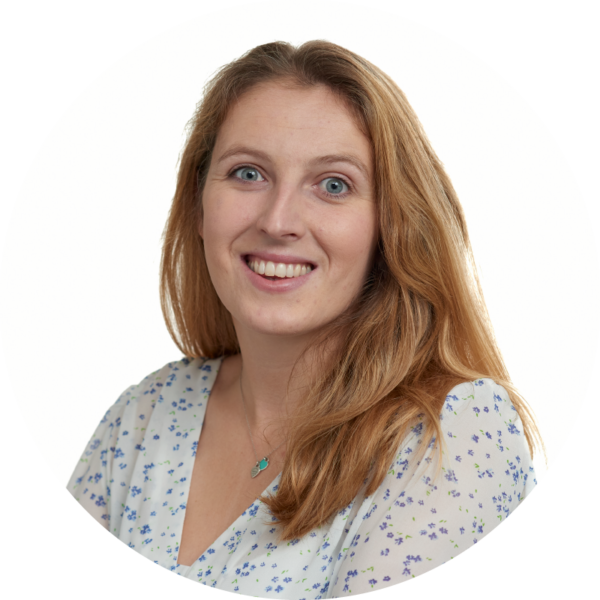 Emily Thompsonbio images round 800